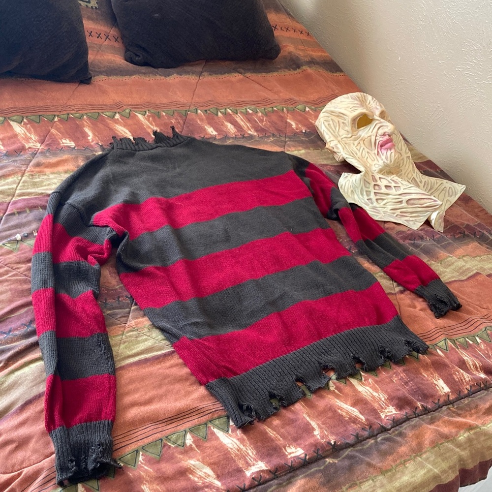 Freddy Krueger sweater and mask for Halloween